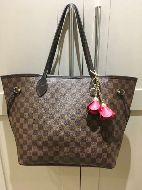 Authentic LOUIS VUITTON Damier Ebene Neverfull MM