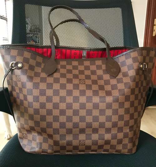 Authentic LOUIS VUITTON Damier Ebene Neverfull MM