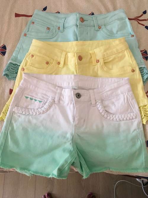 WOOLWORTHS 3 KIDS Shorts Size 13-14 Yrs Old - Excellent Condition