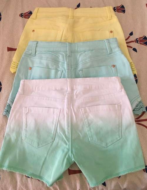 WOOLWORTHS 3 KIDS Shorts Size 13-14 Yrs Old - Excellent Condition