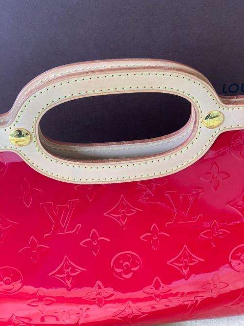 *** For Keilah 007 ONLY *** LOUIS VUITTON Vernis Roxbury Drive Pomme D'Amour - PRISTINE CONDITION