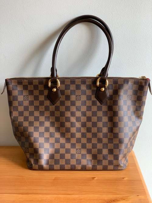 Authentic LOUIS VUITTON Saleya MM Damier Ebene - EXCELLENT CONDITION /