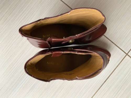 NINE WEST LEATHER BOOTS