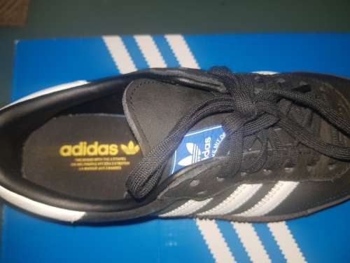 ADIDAS SAMBA SHOES - Size 5 UK / 38 EUR / 6 1/2 US