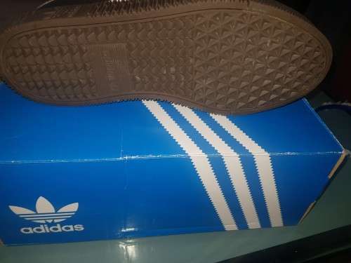 ADIDAS SAMBA SHOES - Size 5 UK / 38 EUR / 6 1/2 US