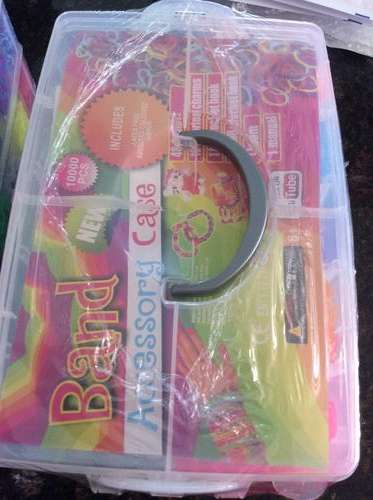 ** CHRISTMAS SALE & FREE OVERNIGHT DELIVERY **  10,000 PCS ULTIMATE MEGA SIZE CONTAINER LOOM BANDS