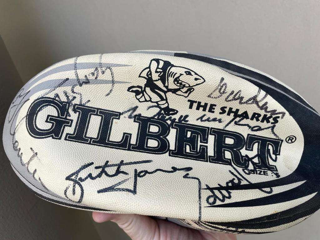Sharks Rugby memorabilia Ball : Signed Team from 2003
