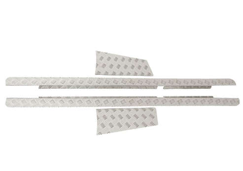 Land Rover Defender 110 Sill Protector