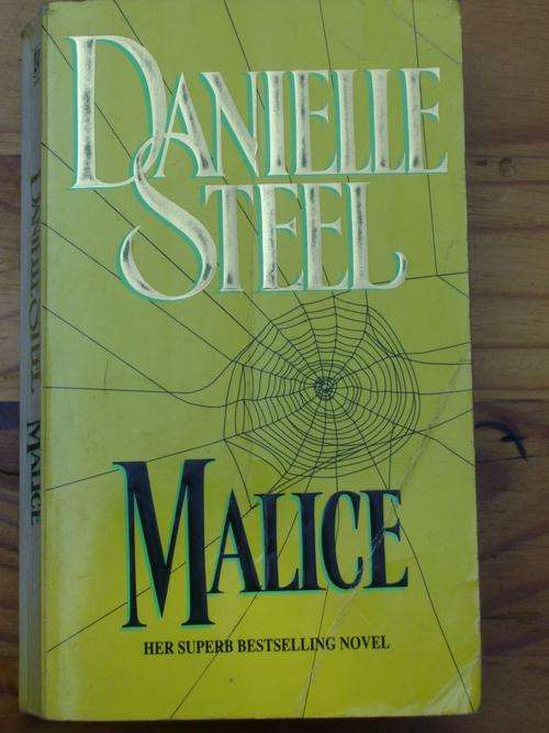 DANIELLE STEEL - MALICE
