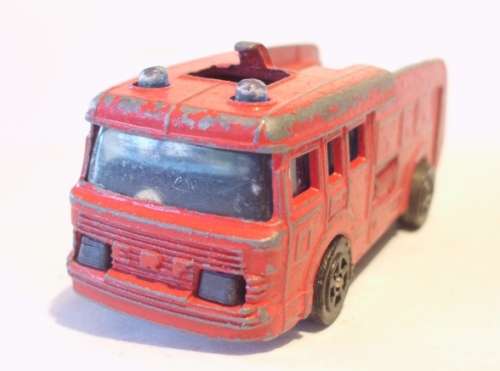 CORGI JUNIORS - ERF FIRE TENDER