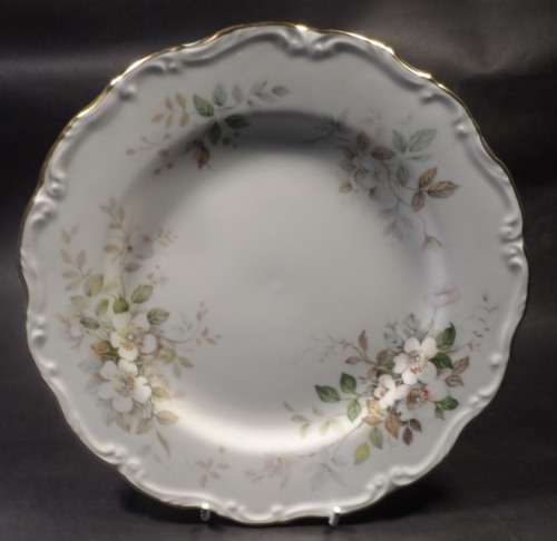 ROYAL ALBERT FINE BONE CHINA PLATE  HAWORTH