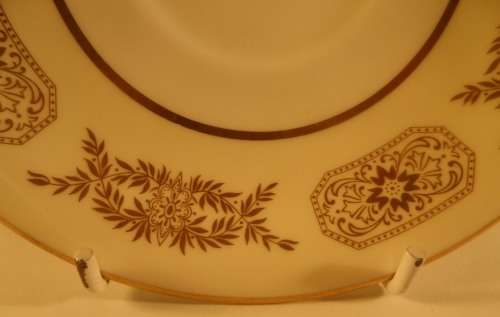 AYNSLEY FINE BONE CHINA SAIUCER    ENGAGEMENT