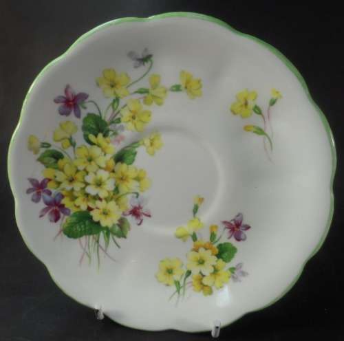 ROYAL ALBERT ENGLISH FINE BONE CHINA  SAUCER " PRIMULETTE " reg no.843317
