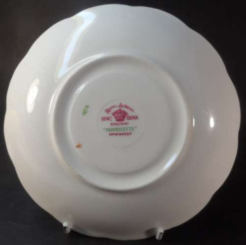 ROYAL ALBERT ENGLISH FINE BONE CHINA  SAUCER " PRIMULETTE " reg no.843317