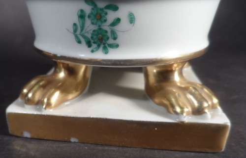 HEREND HUNGARY VINTAGE PORCELAIN  CACHEPOT  / DECORATIVE VASE