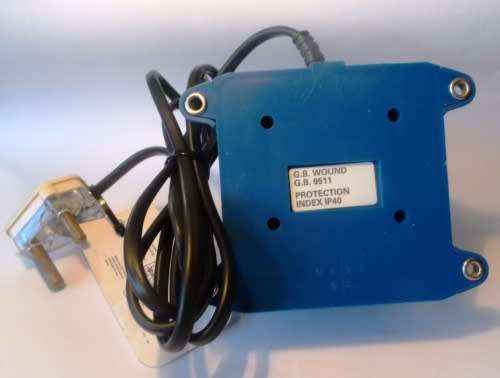 SCALEXTRIC C.918 POWER UNIT / TRANSFORMER 220V -12V