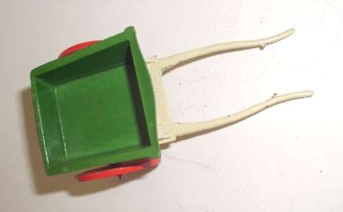 BRITAINS LTD. VINTAGE " MODEL FARM SERIES " TUMBRIL    FARM CART