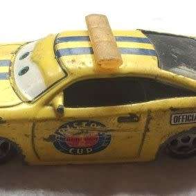 DISNEY PIXAR CARS  DIE CAST METAL ALLOY OFFICIAL PACE CAR