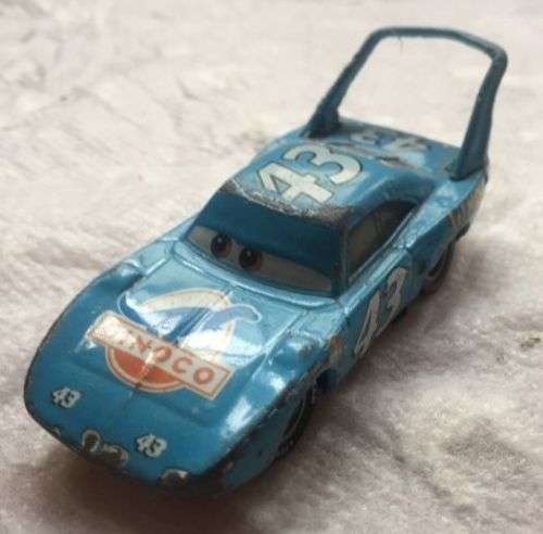 DISNEY PIXAR CARS THE KING DINOCO No. 43   DIECAST MODEL
