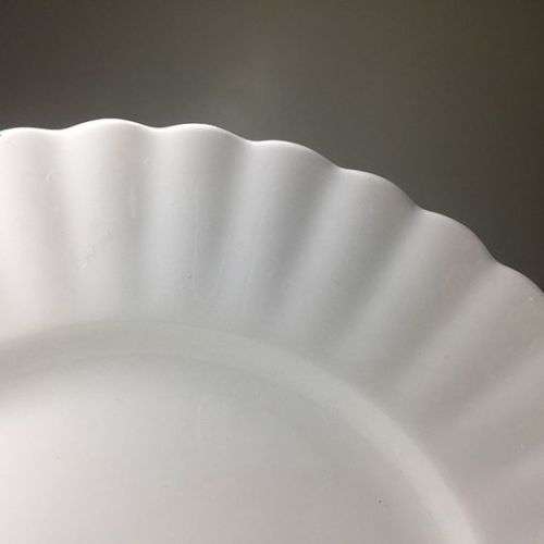 ROYAL ALBERT ENGLISH FINE BONE CHINA  TEA TRIOS  WHITE   SCALLOPED  RIMMED  NINE TRIOS