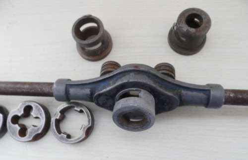 VINTAGE DIE / DIE WRENCH  / PIPE THREADER