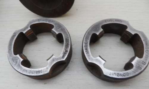 VINTAGE DIE / DIE WRENCH  / PIPE THREADER