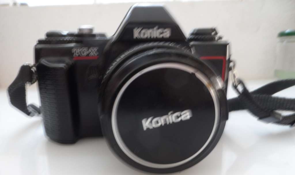 KONICA TC-X  , SLR CAMERA , WITH KONICA HEXANON AR 50mm , 1,8 LENS , & CPC FILTER LENS COVER