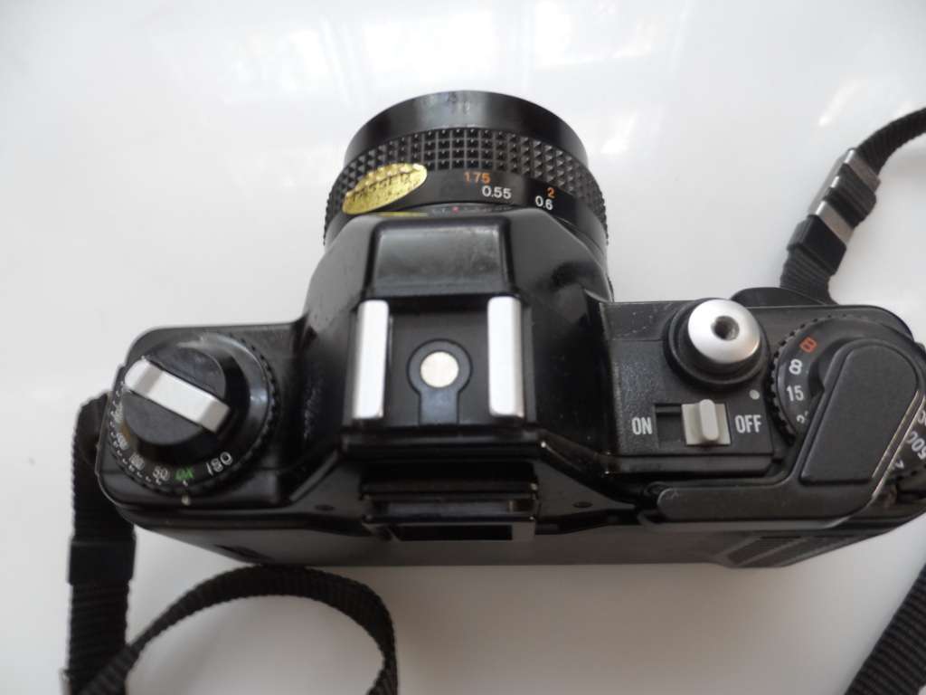 KONICA TC-X  , SLR CAMERA , WITH KONICA HEXANON AR 50mm , 1,8 LENS , & CPC FILTER LENS COVER