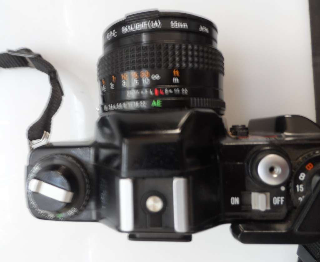KONICA TC-X  , SLR CAMERA , WITH KONICA HEXANON AR 50mm , 1,8 LENS , & CPC FILTER LENS COVER