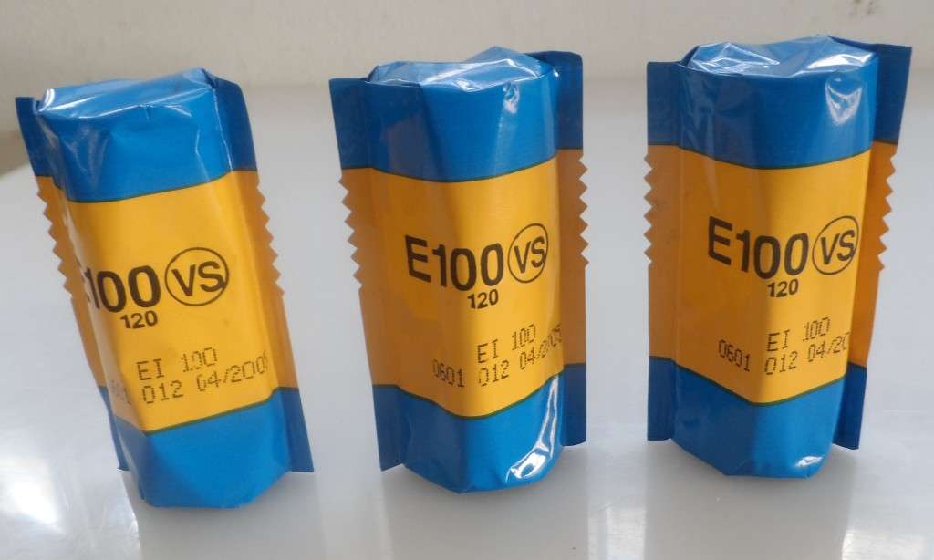 KODAK PROFESSIONAL EKTACHROME TRANPARENCY FILM E100 VS 120 , X 3,   EXPIRED 04/2005, BATCH 060  1012