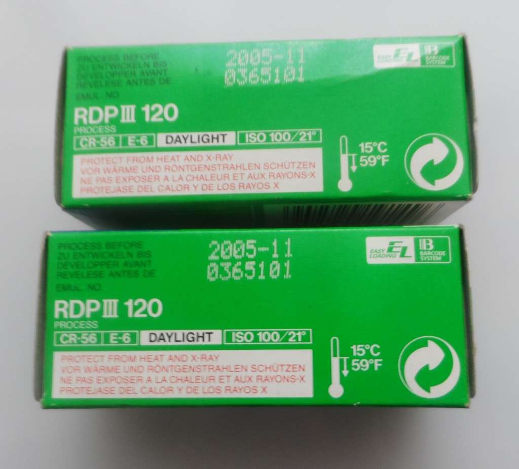 FUJICHROME PROFESSIONAL, PROVIA 100F, RDPIII 120, DAYLIGHT,BATCH 0365101 ,EXPIRED 2005-11 ,ROLLS X2