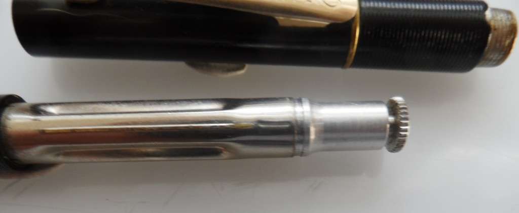 VINTAGE SHEAFFERS PROPELLING PENCIL       red lead