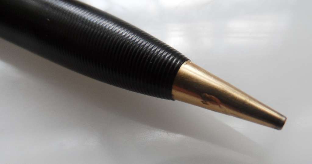 VINTAGE SHEAFFERS PROPELLING PENCIL       red lead