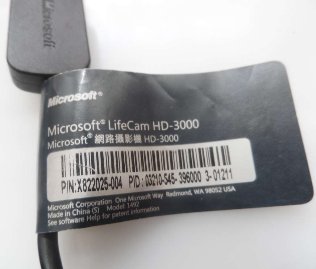 Microsoft LifeCam HD-3000  Webcam 1MP, USB 2.0 , black, clip stand mounting
