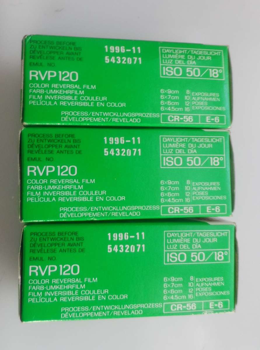 VELVIA PROFESSIONAL, FUJICHROME ,VELVIA DAYLIGHT ,  BATCH 5432871 ,EXPIRED 1996-11,  FILM ROLLS X 3