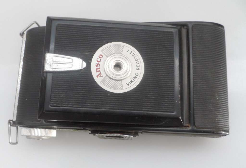 VINTAGE  1952 , ANSCO VIKING , READY SET CAMERA & LEATHER CAMERA CASE