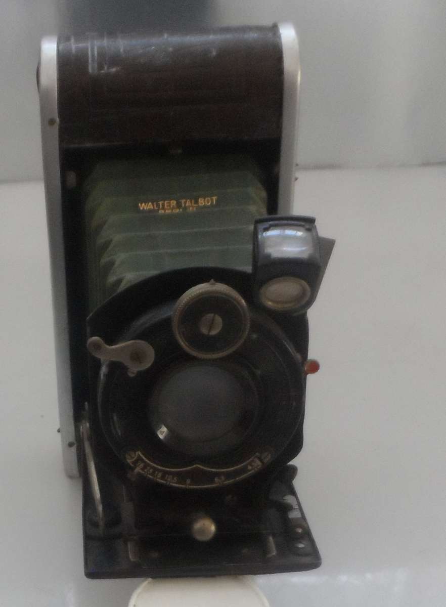 VINTAGE WALTER TALBOT BERLIN CAMERA  rare collectible