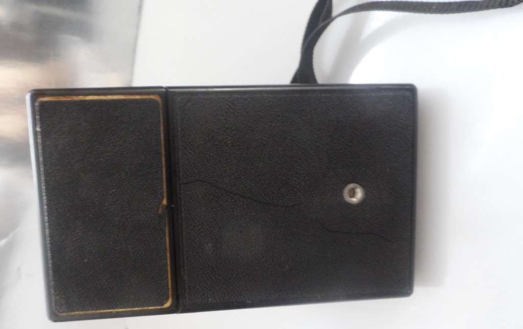 VINTAGE POLAROID SX70 - LAND  CAMERA ALPHA FOLDING INSTANT FILM CAMERA