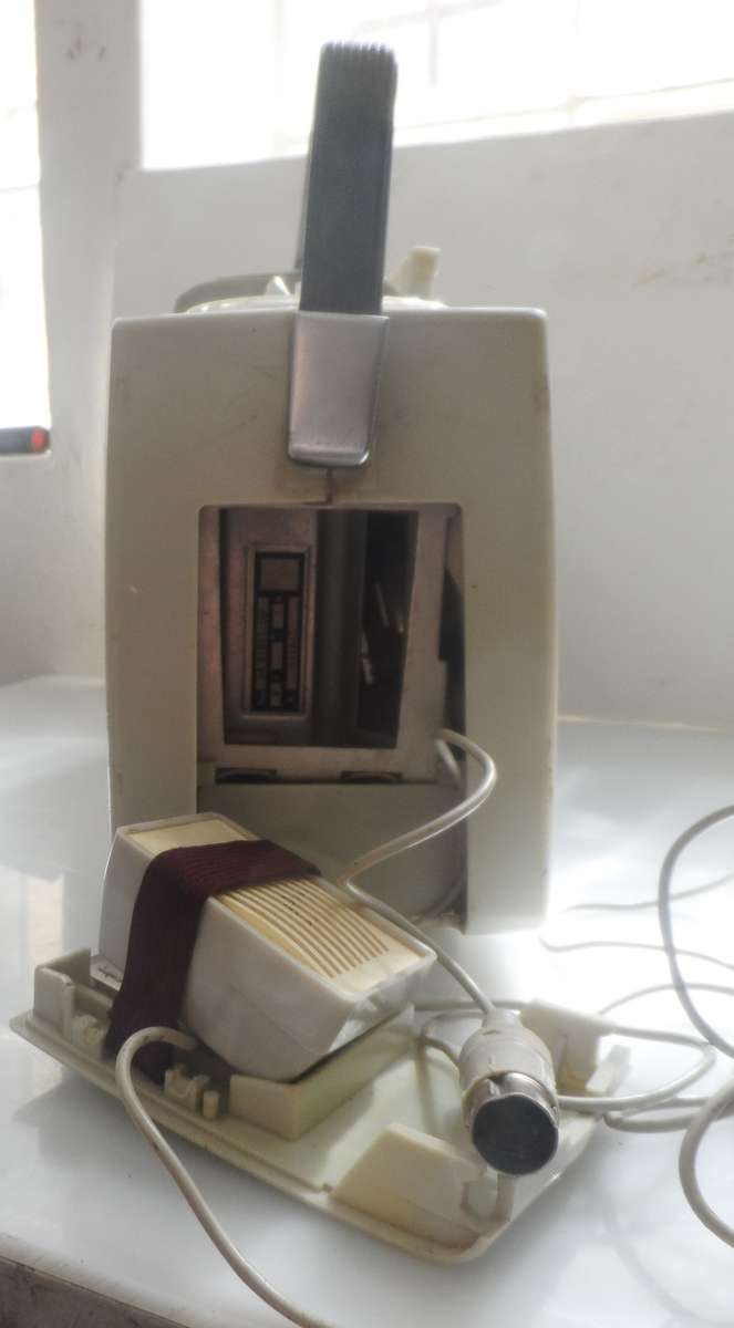 VINTAGE 1960 , ALL TRANSISTOR , SIERA REEL TO REEL TAPE RECORDER Made in Holland