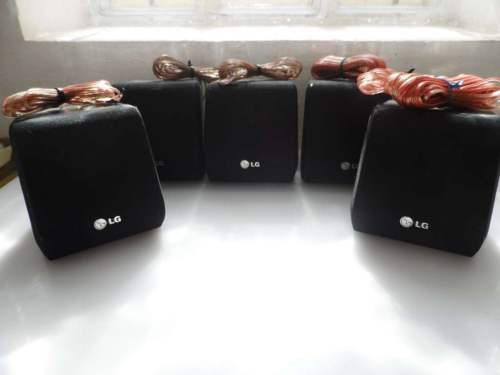 L G HI FI SURROUND SOUND SPEAKER SYSTEM