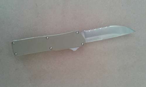 Lightening D/A OTF Automatic Knife Tan (satin-serrated)