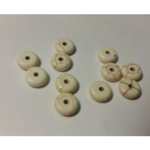 Beads / Synthetic Stone Howlite Beads / disks 8mm x 3mm / creme / Price p. 1pc / for crafting