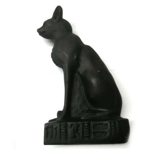 Egyptian figurine 5.4cm x 2.2cm x 9.5cm