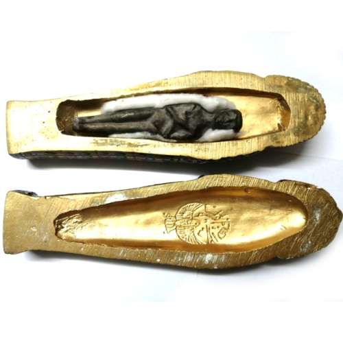 Egyptian sarcophagus with mummy 24cm x 7cm X 7.5cm