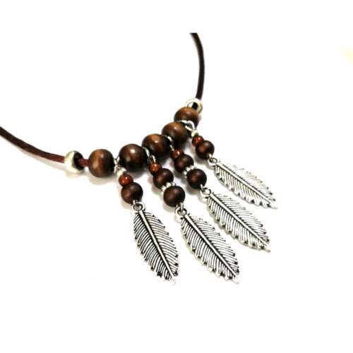 Necklace, Stylish Necklace with Feathers and wooden beads