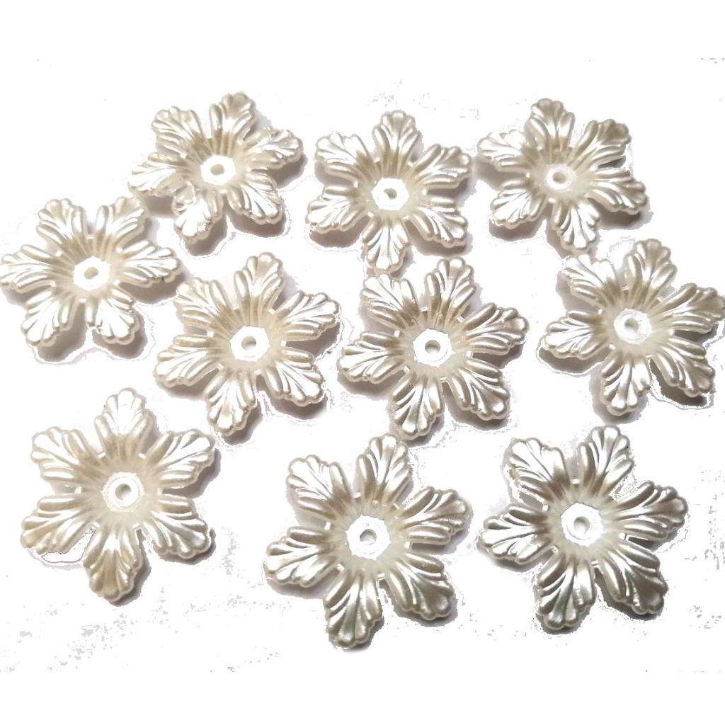 Beads / Acrylic Beads -  50pcs - pearl white Flowers- 24mm - for jewellery crafting