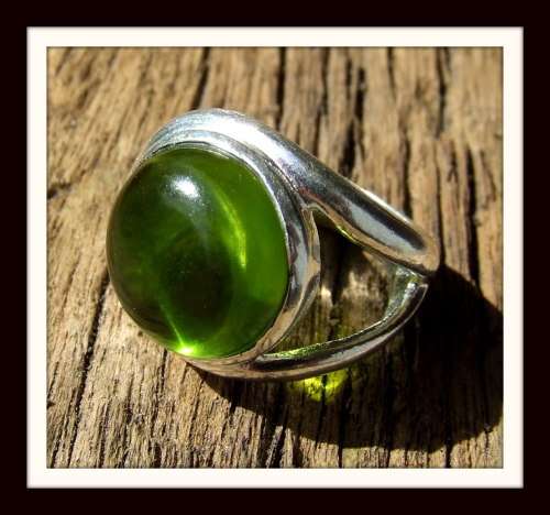 SILVER RING WITH STONE