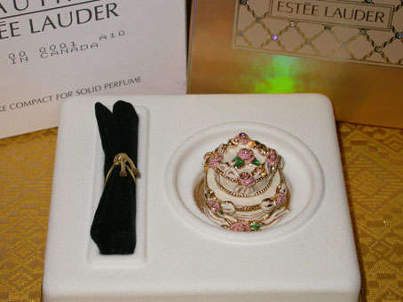 Estee Lauder 'Beautiful'  Party Cake Compact for Solid Perfume