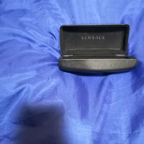 VERSACE LARGE BLACK CLAMSHELL SUNGLASSES CASE GOLD LETTERING