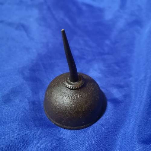 Antique Singer Sewing Machine Oil Tin Thumb Oiler Can